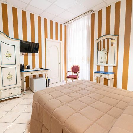 Le Tre Stelle Hotell Cagliari Eksteriør bilde