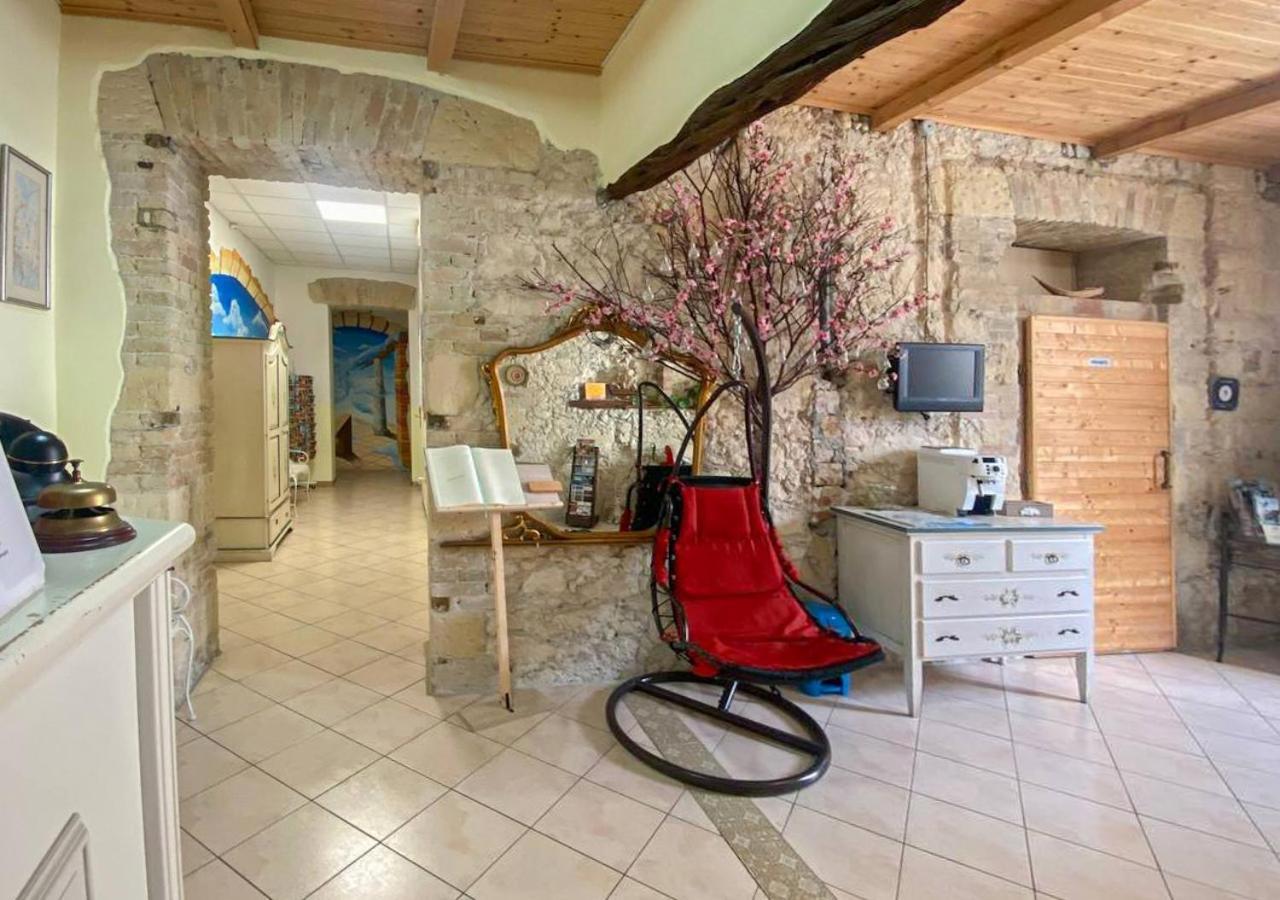 Le Tre Stelle Hotell Cagliari Eksteriør bilde