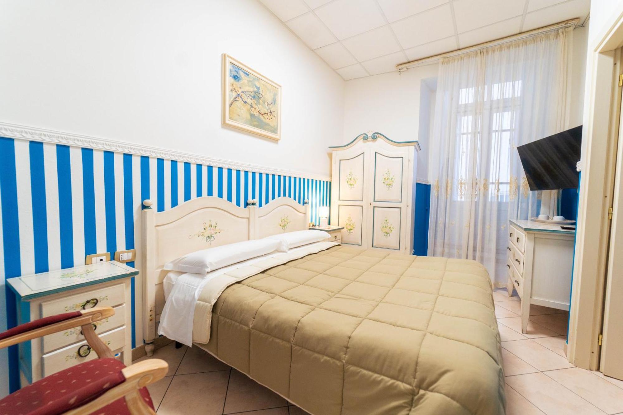 Le Tre Stelle Hotell Cagliari Eksteriør bilde