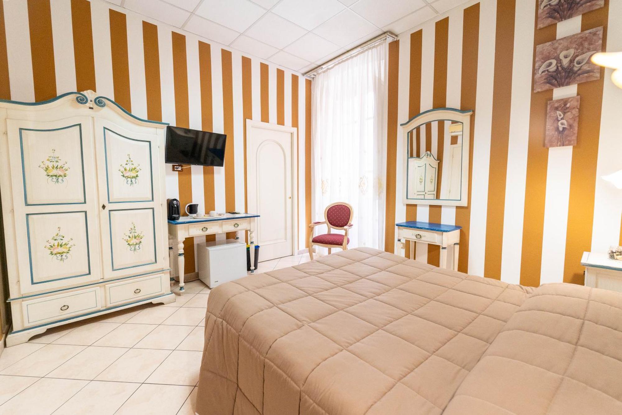Le Tre Stelle Hotell Cagliari Eksteriør bilde