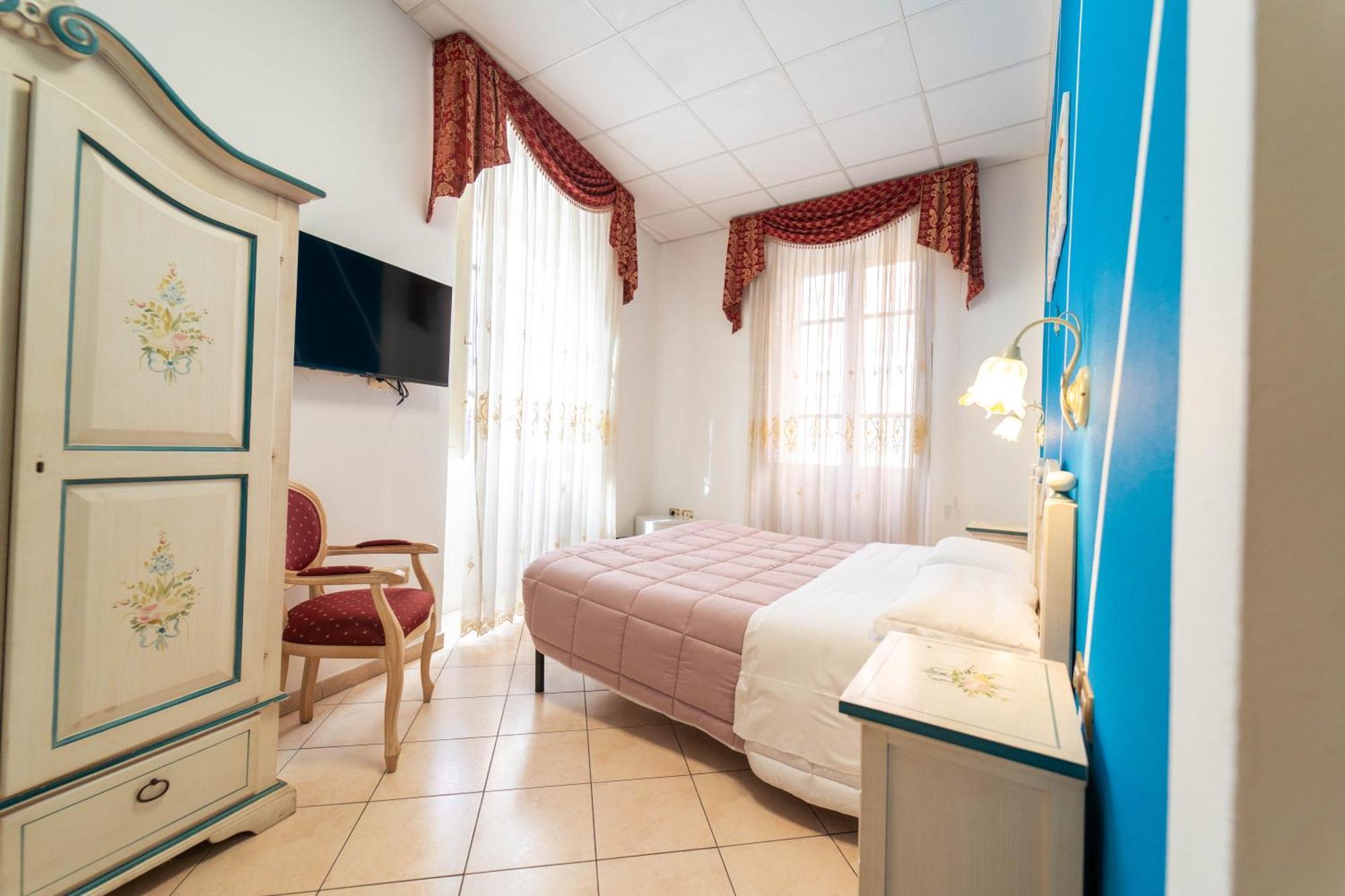 Le Tre Stelle Hotell Cagliari Eksteriør bilde